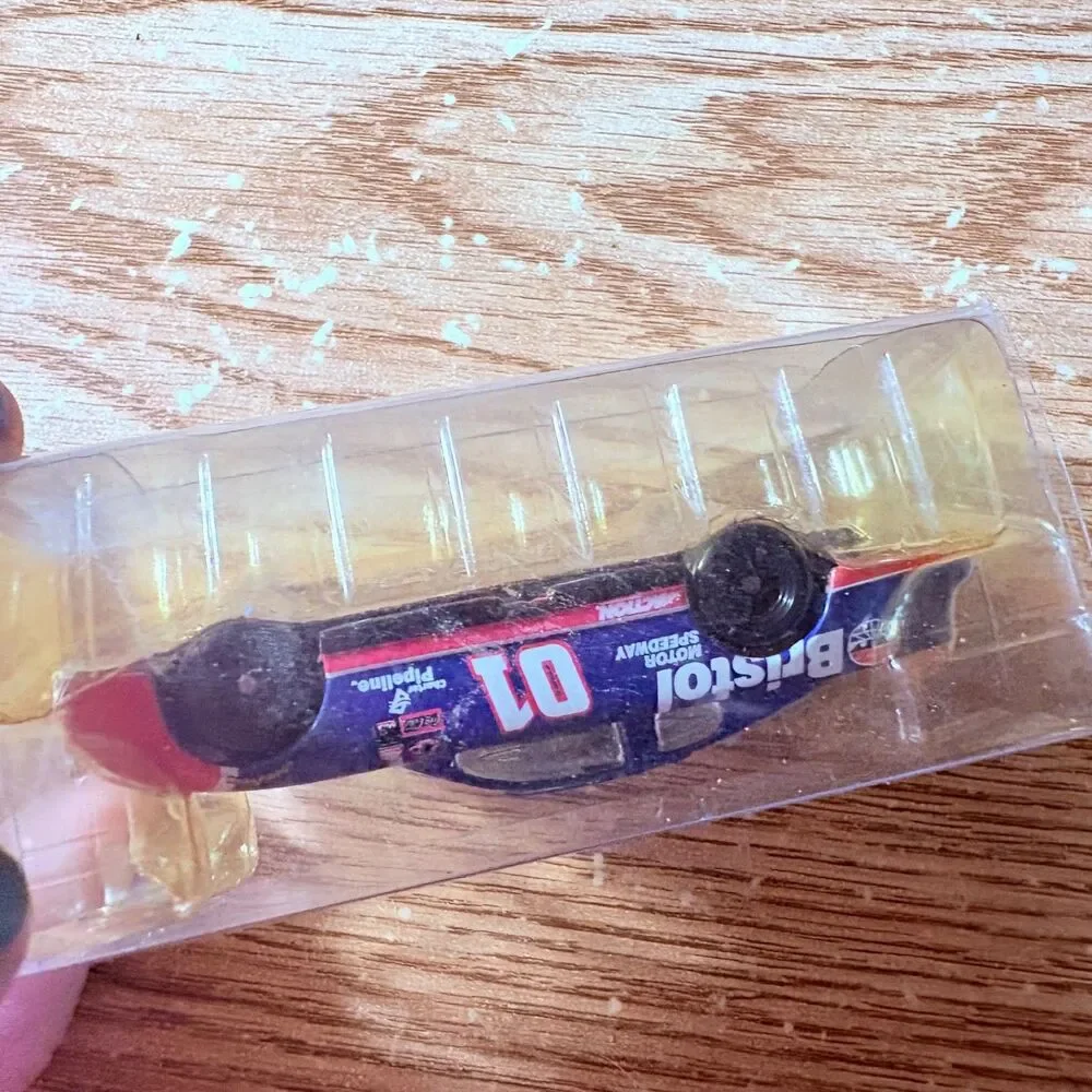 Action Bristol 40th Anniversary Cheez-It 1:64 Scale